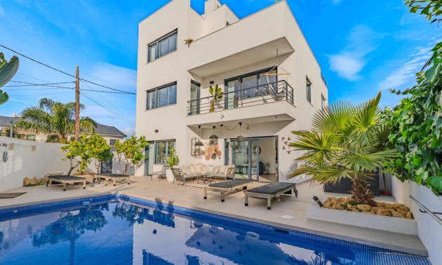 Villa - A Vendre - Alicante - Alicante Centro