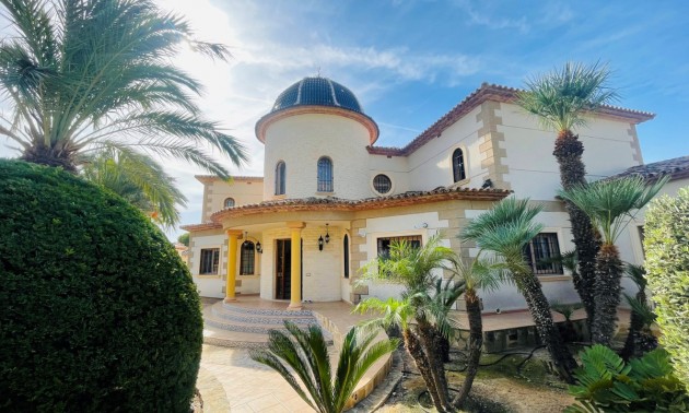 Villa - A Vendre - Altea - Altea Centro