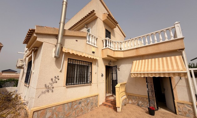 Villa - A Vendre - Benijofar - Benimar