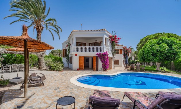 Villa - A Vendre - Cabo Roig - Cabo Roig