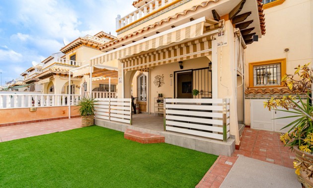 Villa - A Vendre - Cabo Roig - Cabo Roig