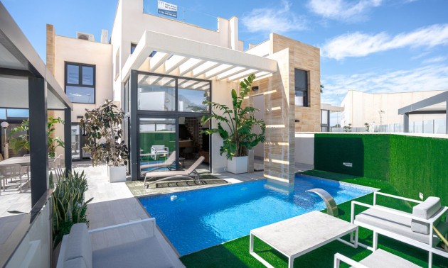 Villa - A Vendre - Cabo Roig - CSPX-83498