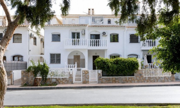 Villa - A Vendre - Cabo Roig - La Regia