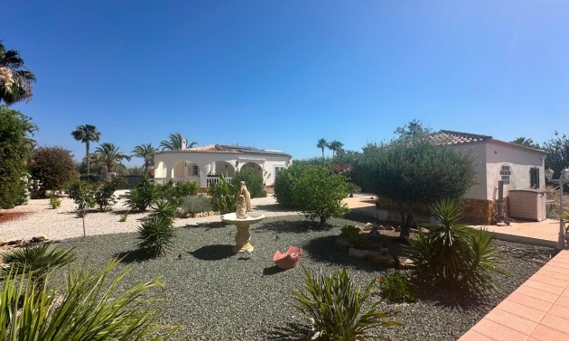 Villa - A Vendre - Catral - Catral Centro