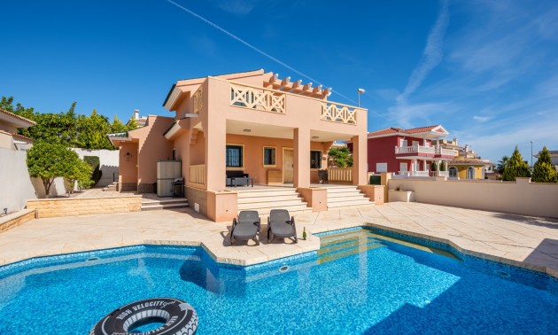 Villa - A Vendre - Ciudad Quesada - CSPC-39702