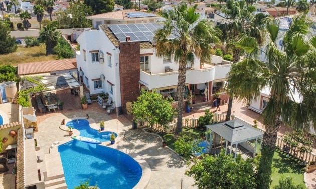 Villa - A Vendre - Ciudad Quesada - CSPX-11718