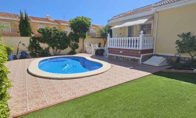 Villa - A Vendre - Ciudad Quesada - Doña Pepa