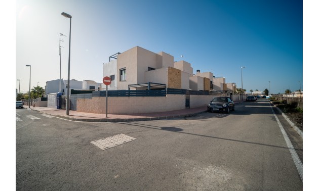 Villa - A Vendre - Ciudad Quesada - Pueblo Bravo