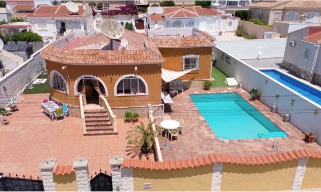 Villa - A Vendre - Ciudad Quesada - Town Center