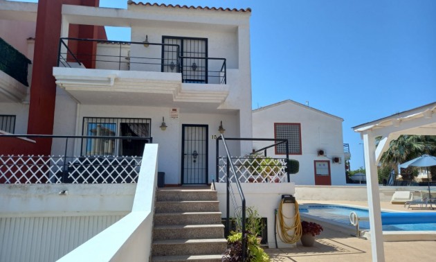 Villa - A Vendre - Guardamar Del Segura - El Raso