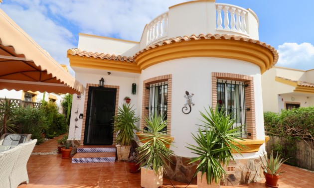 Villa - A Vendre - Guardamar Del Segura - El Raso