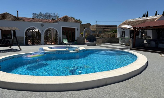 Villa - A Vendre - Jacarilla - CSPX-97859