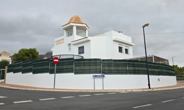Villa - A Vendre - La Nucia - La Nucia