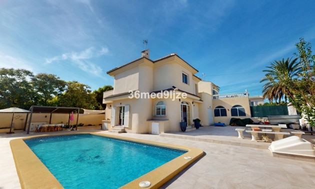 Villa - A Vendre - Los Alcazares - Los Narejos