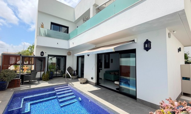 Villa - A Vendre - Los Montesinos - La Herada