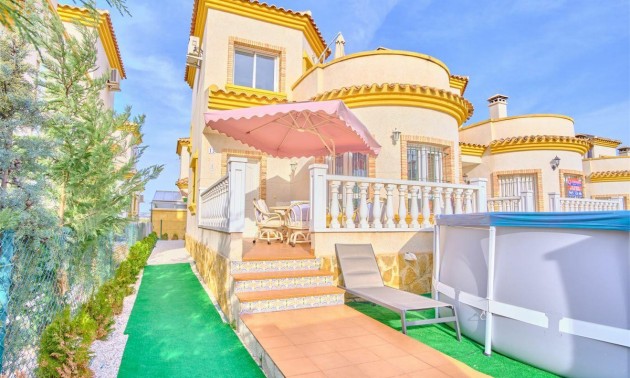 Villa - A Vendre - Los Montesinos - Los Montesinos Centro
