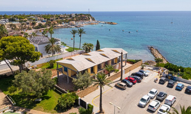 Villa - A Vendre - Orihuela - Cabo Roig