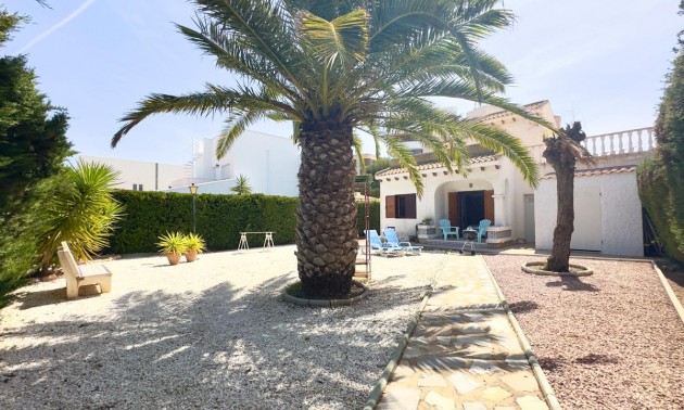 Villa - A Vendre - Orihuela - Cabo Roig