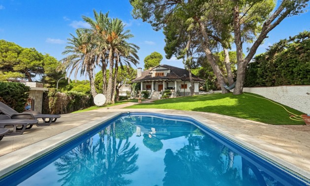 Villa - A Vendre - Orihuela - Campoamor