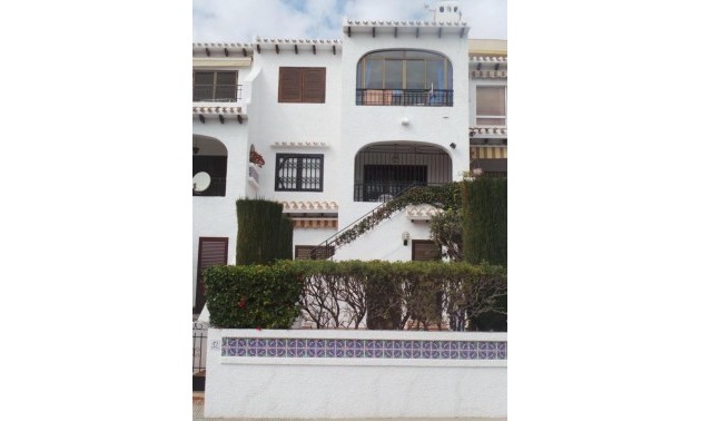 Villa - A Vendre - Orihuela - Orihuela Costa