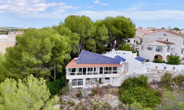 Villa - A Vendre - Pilar de la Horadada - Pinar De Campoverde
