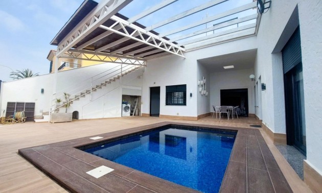 Villa - A Vendre - Pilar de la Horadada - Torre de la Horadada