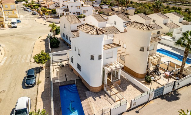 Villa - A Vendre - San Fulgencio - San Fulgencio Centro