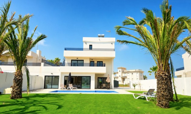 Villa - A Vendre - San Javier - La Manga Del Mar Menor