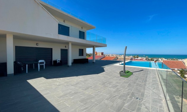 Villa - A Vendre - Torrevieja - CSPX-96180