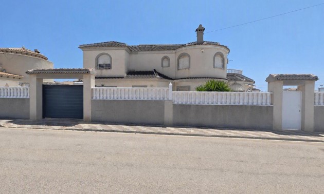 Villa - A Vendre - Torrevieja - La Siesta