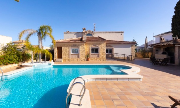 Villa - A Vendre - Torrevieja - Los Altos