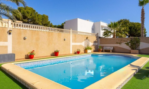 Villa - A Vendre - Torrevieja - Torrevieja Centro