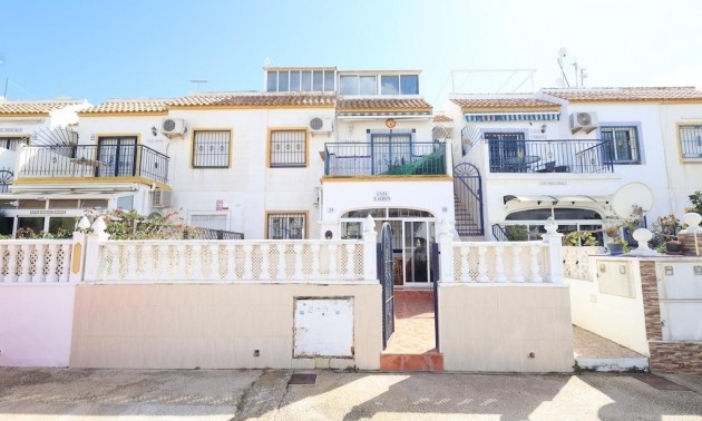 Villa - A Vendre - Torrevieja - Torrevieja Centro