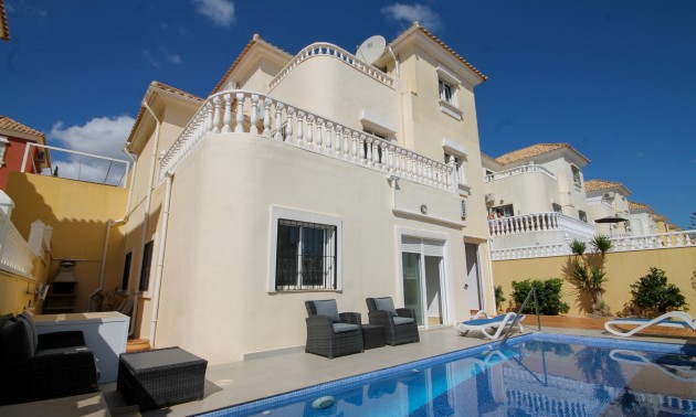 Villa - A Vendre - Villamartin - Villamartin