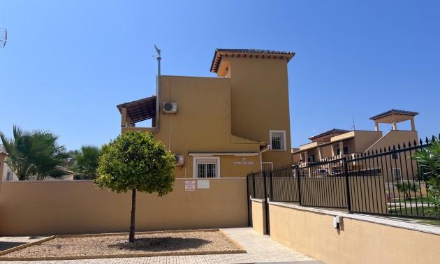 Villa - A Vendre - Villamartin - Villamartin