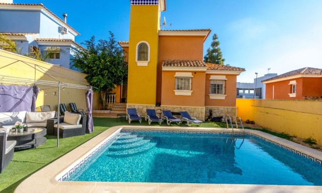 Villa - A Vendre - Villamartin - Villamartin
