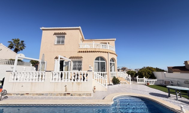 Villa - A Vendre - Villamartin - Villamartin