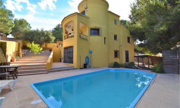 Villa - A Vendre - Villamartin - Villamartin