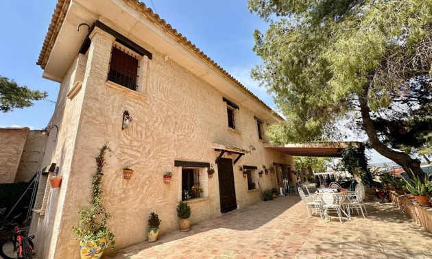 Villa - A Vendre - Yecla - Yecla Centro