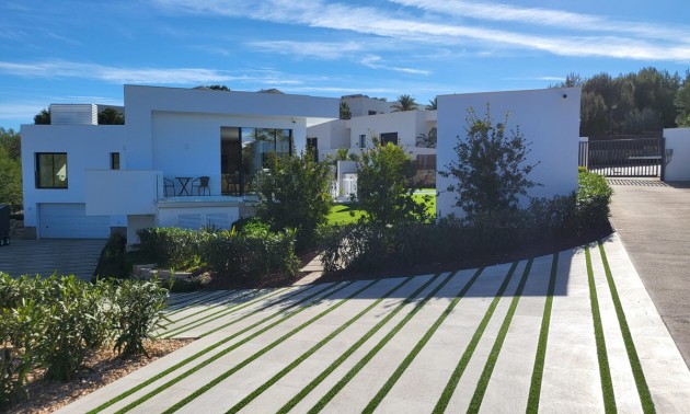 Villa -  -  - CSPX-15275