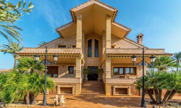 Villa -  -  - CSPX-46177