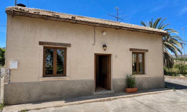 Villa -  -  - CSPX-66649
