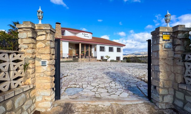 Villa -  -  - CSPX-93881