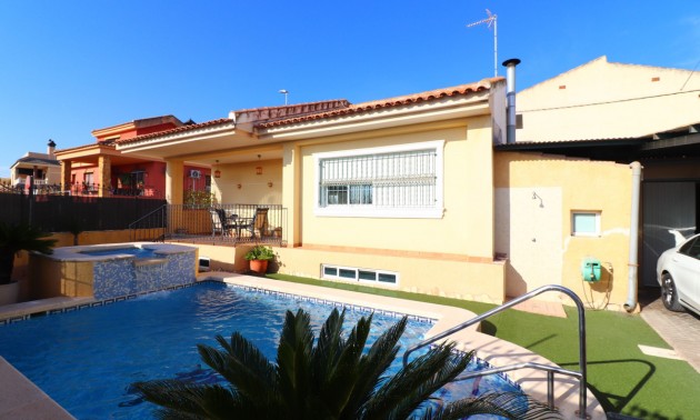 Villa - Resale - Almoradi - El Saladar