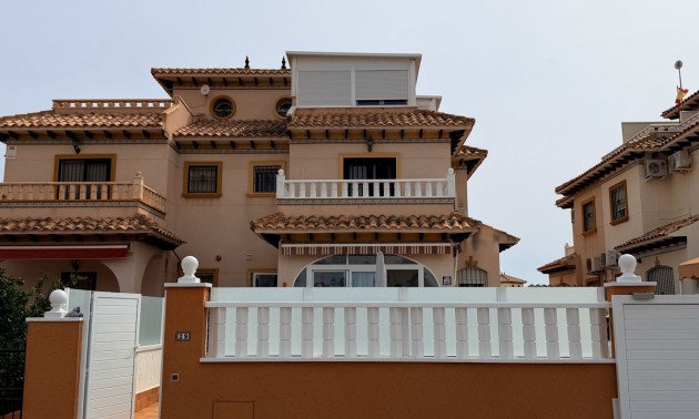 Villa - Resale - Cabo Roig - Cabo Roig