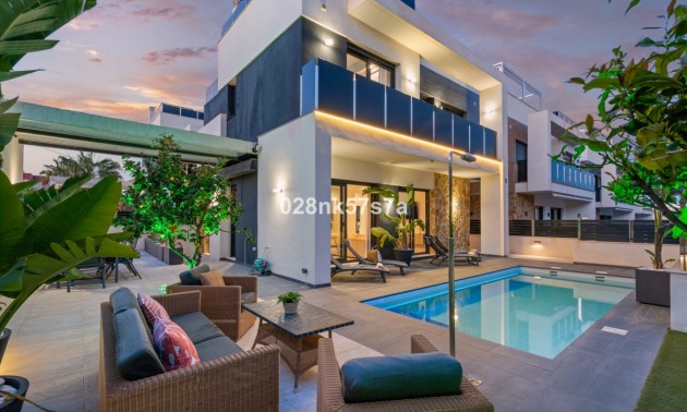 Villa - Resale - Campoamor - CSPX-44551