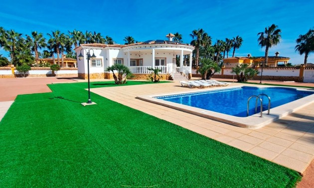 Villa - Resale - Catral - Catral Centro