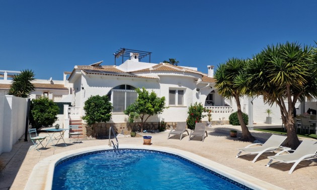 Villa - Resale - Ciudad Quesada - Pueblo Bravo