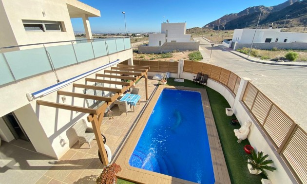 Villa - Resale - Cox - Cox