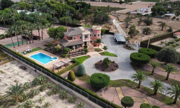 Villa - Resale - Elche - Elche Centro